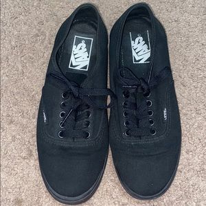 Very lightly worn! Vans Authentic Skate Shoe